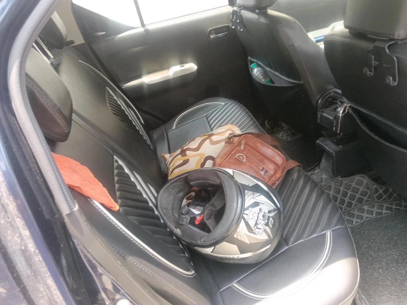 2022 Maruti IGNIS ALPHA 1.2, Petrol, Manual, 38,692 km, interior
