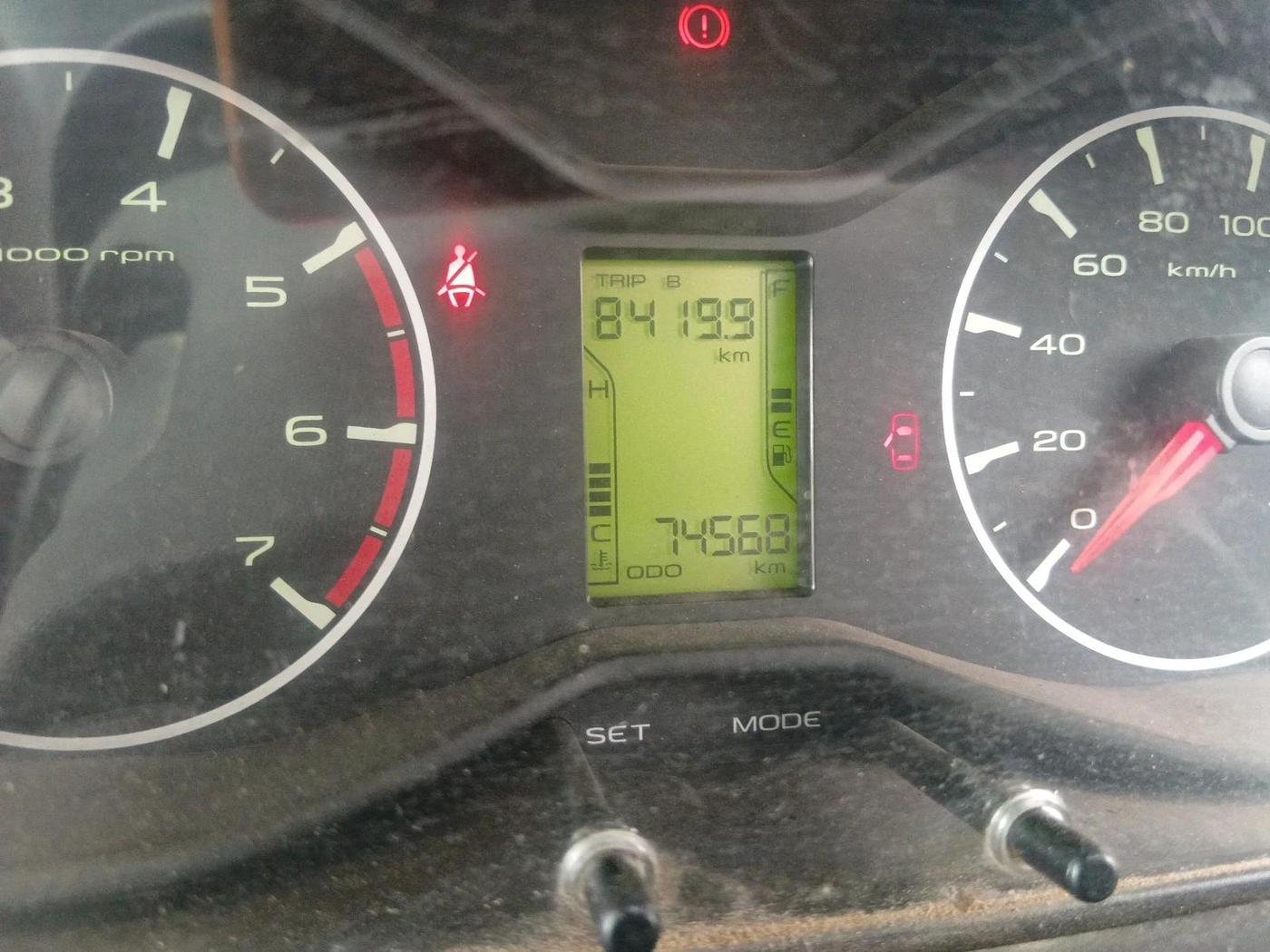 2018 Mahindra Scorpio S7, Diesel, Manual, 74,568 km, interior