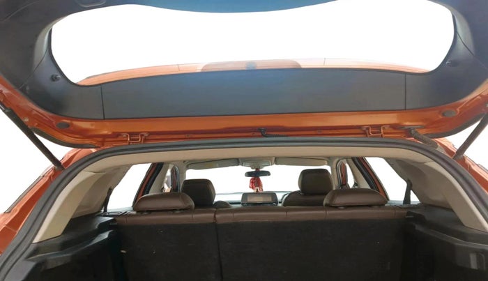 2019 Tata Harrier XZ 2.0L, Diesel, Manual, 1,18,624 km, exterior