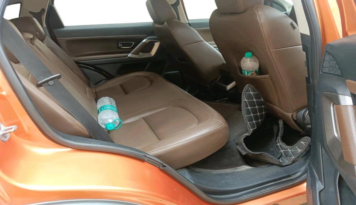 2019 Tata Harrier XZ 2.0L, Diesel, Manual, 1,18,624 km, interior