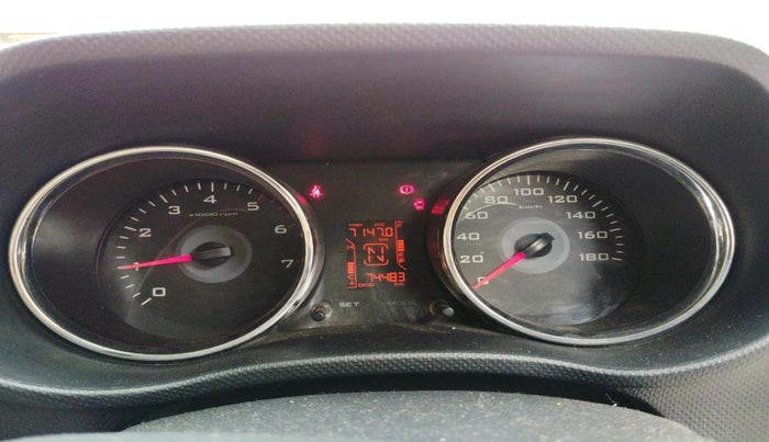 2018 Mahindra TUV300 T10 DUAL TONE, Diesel, Manual, 74,483 km, interior