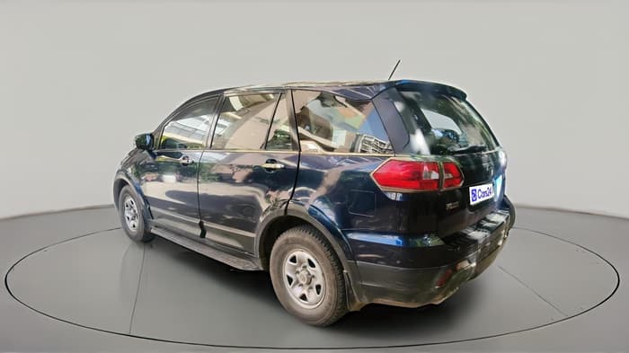 2017 Tata Hexa XM 4X2 7 STR, Diesel, Manual, 1,02,567 km, exterior