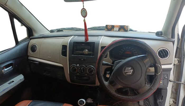 2013 Maruti Wagon R 1.0 LXI CNG, CNG, Manual, 1,13,290 km, interior