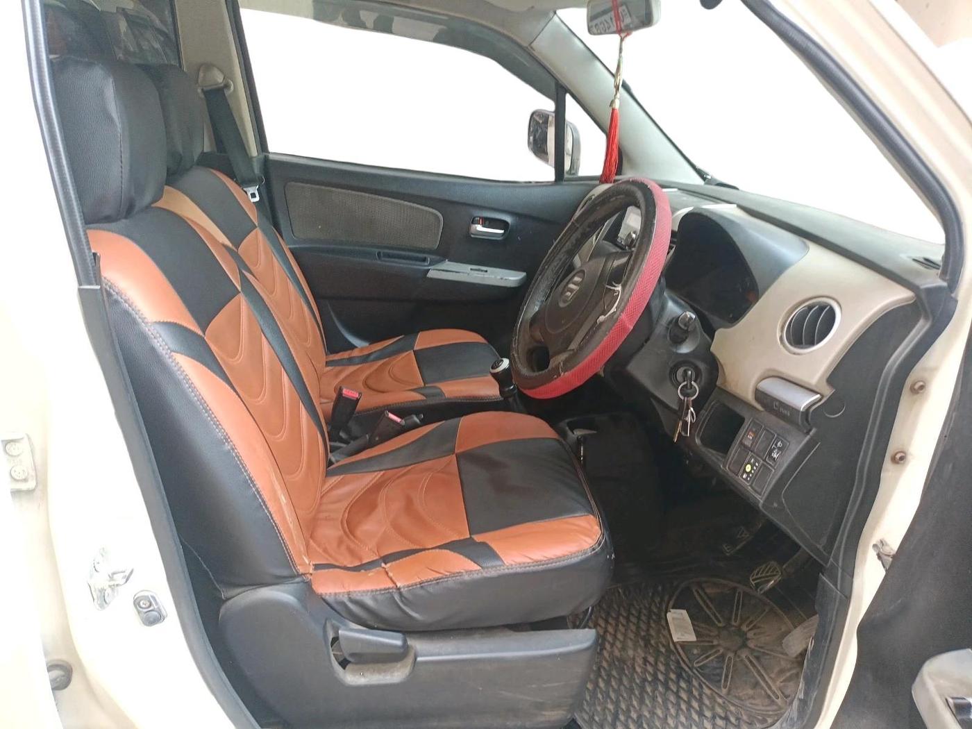 2013 Maruti Wagon R 1.0 LXI CNG, CNG, Manual, 1,13,290 km, interior