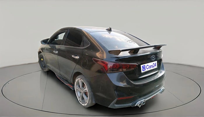 2018 Hyundai Verna 1.6 CRDI SX, Diesel, Manual, 1,66,140 km, exterior