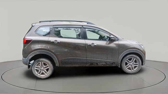 2023 Renault TRIBER RXZ, Petrol, Manual, 23,873 km, exterior