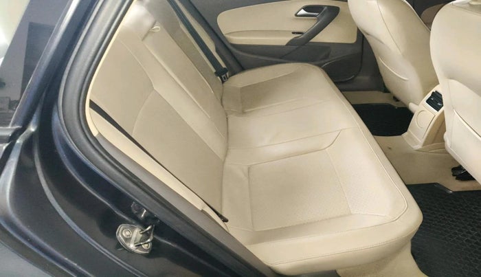 2017 Volkswagen Vento HIGHLINE PETROL AT, Petrol, Automatic, 1,51,897 km, interior