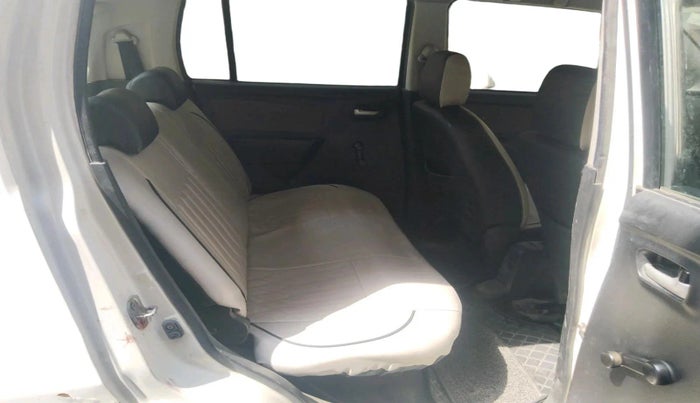 2014 Maruti Wagon R 1.0 LXI, CNG, Manual, 1,25,663 km, interior
