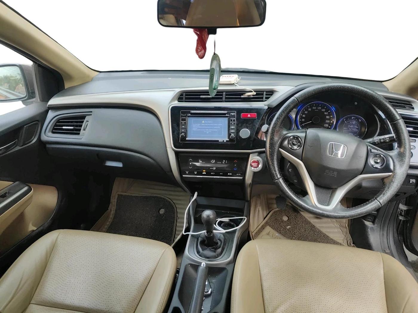 2016 Honda City 1.5L I-DTEC VX (O) MT, Diesel, Manual, 48,530 km, interior