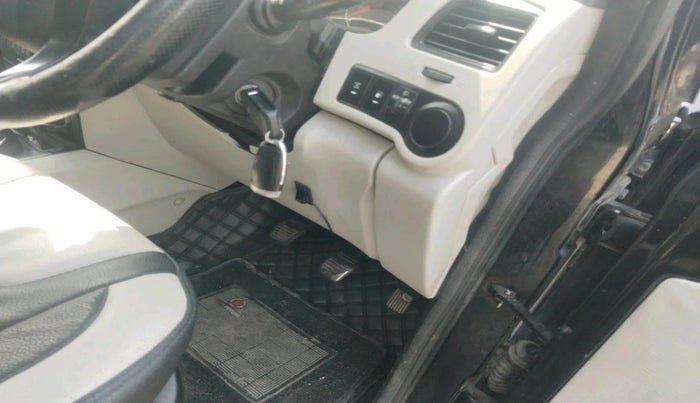 2021 Mahindra Scorpio S3 PLUS, Diesel, Manual, 1,25,953 km, interior