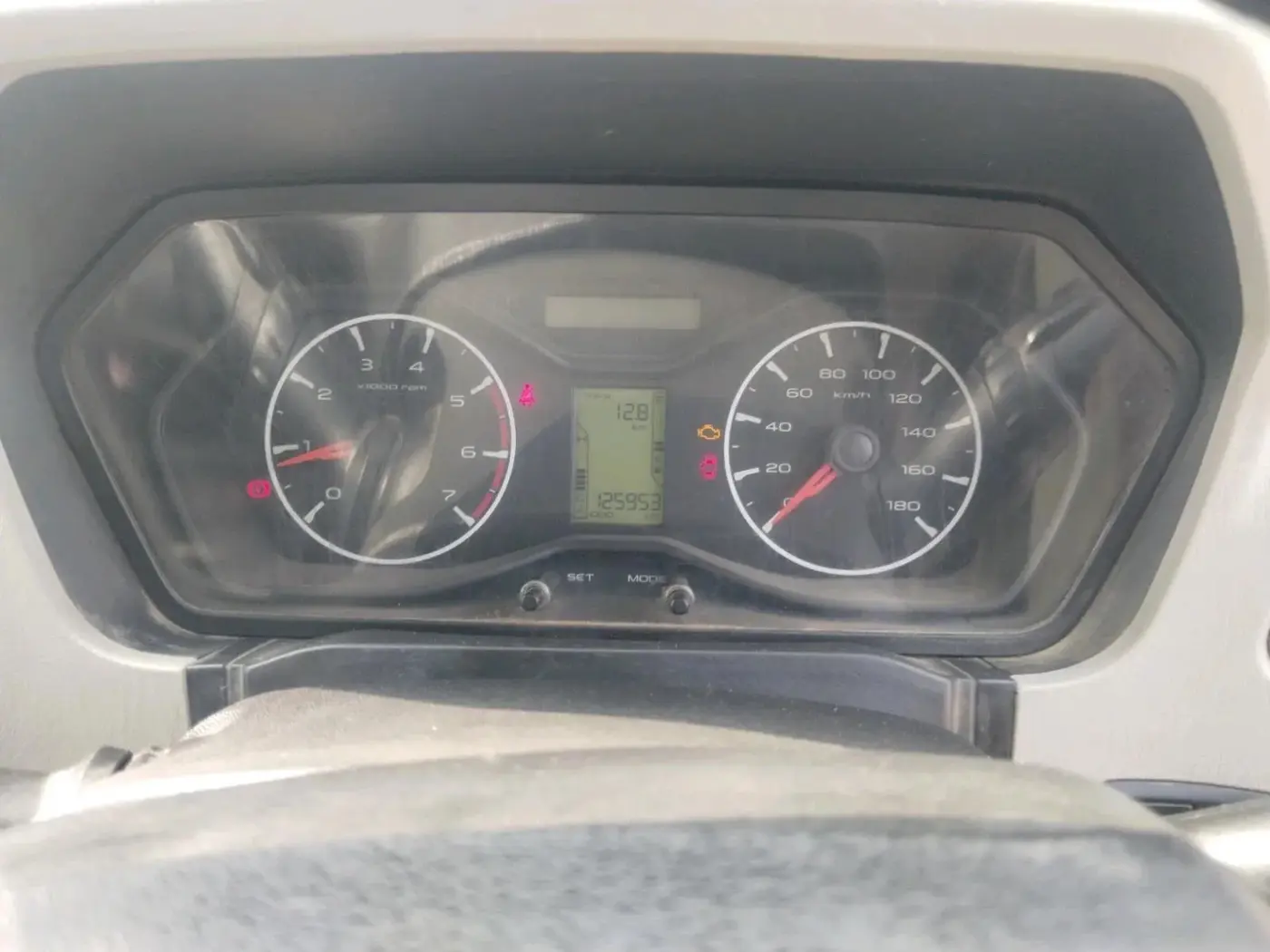 2021 Mahindra Scorpio S3 PLUS, Diesel, Manual, 1,25,953 km, interior