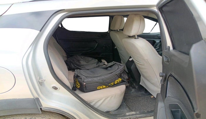 2022 Renault Kiger RXE MT, Petrol, Manual, 41,103 km, interior