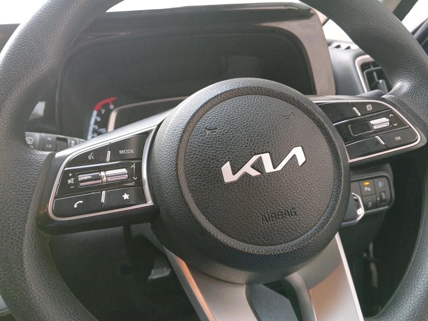 2025 KIA SONET HTK (O) 1.2 Petrol MT, Petrol, Manual, 16,882 km, interior