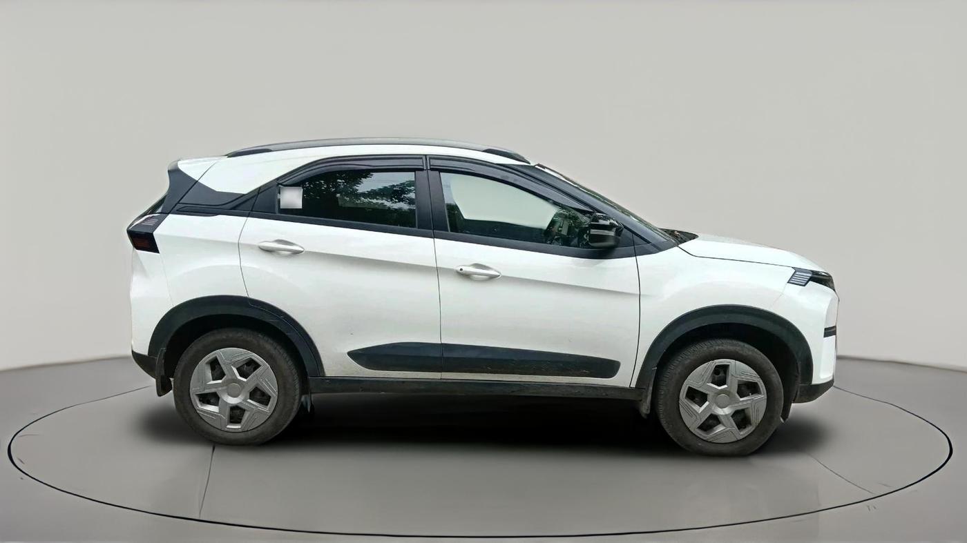 2025 Tata NEXON Pure Plus (S) 1.2 iCNG 6MT, CNG, Manual, 13,273 km, exterior