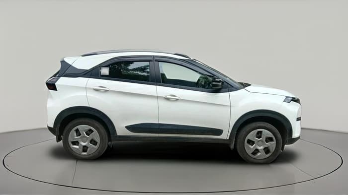 2025 Tata NEXON Pure Plus (S) 1.2 iCNG 6MT, CNG, Manual, 13,273 km, exterior
