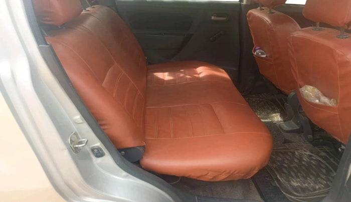 2012 Maruti Wagon R 1.0 LXI CNG, CNG, Manual, 1,07,446 km, interior
