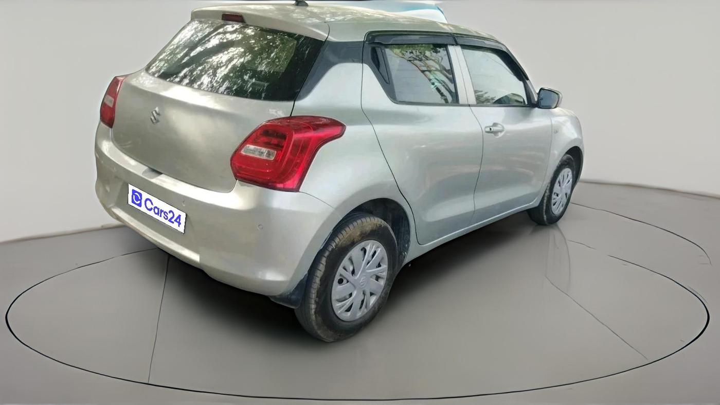 2021 Maruti Swift LXI, Petrol, Manual, 65,907 km, exterior