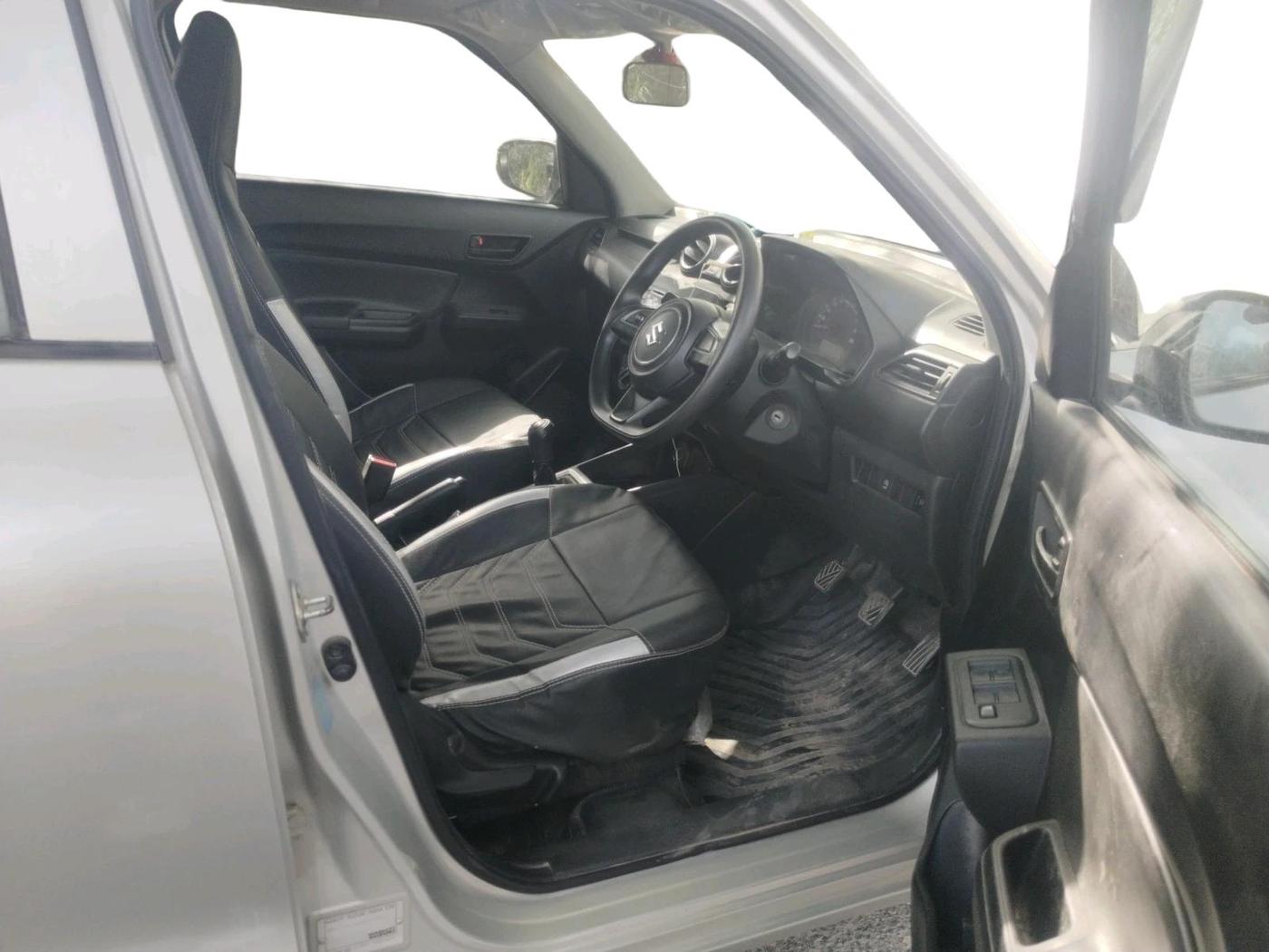 2021 Maruti Swift LXI, Petrol, Manual, 65,907 km, interior