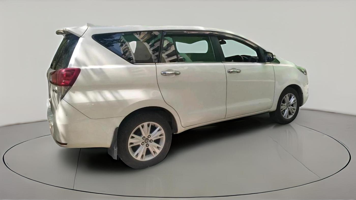 2016 Toyota Innova Crysta 2.7 ZX AT 7 STR, Petrol, Automatic, 75,558 km, exterior