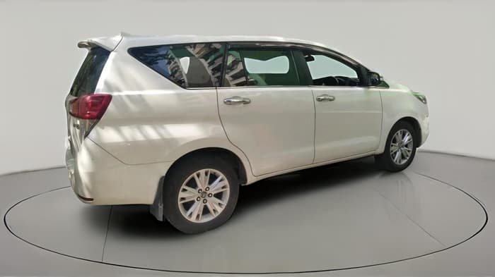 2016 Toyota Innova Crysta 2.7 ZX AT 7 STR, Petrol, Automatic, 75,558 km, exterior