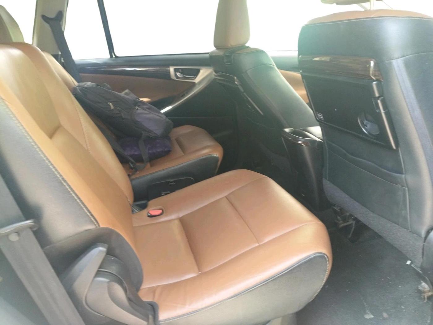 2016 Toyota Innova Crysta 2.7 ZX AT 7 STR, Petrol, Automatic, 75,558 km, interior