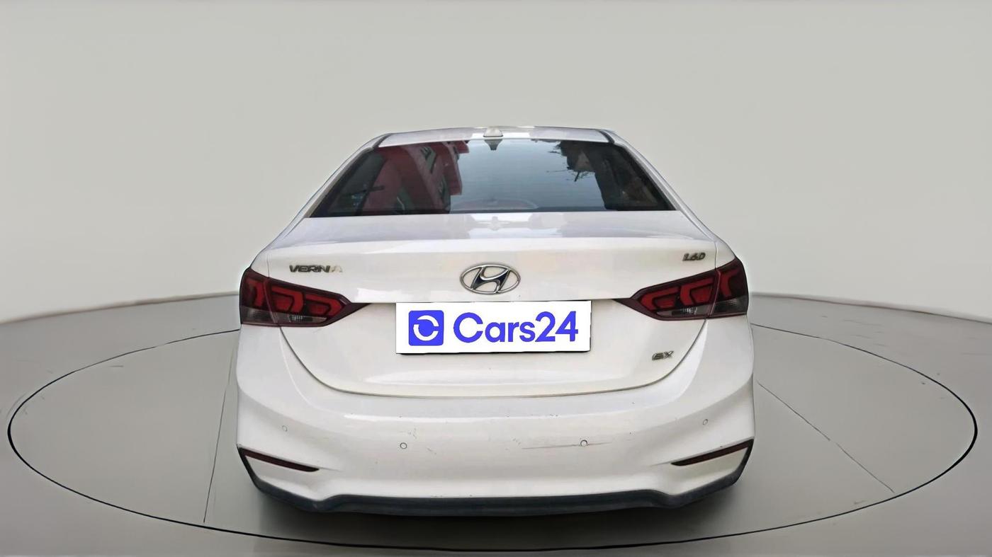 2018 Hyundai Verna 1.6 CRDI SX + AT, Diesel, Automatic, 94,611 km, exterior