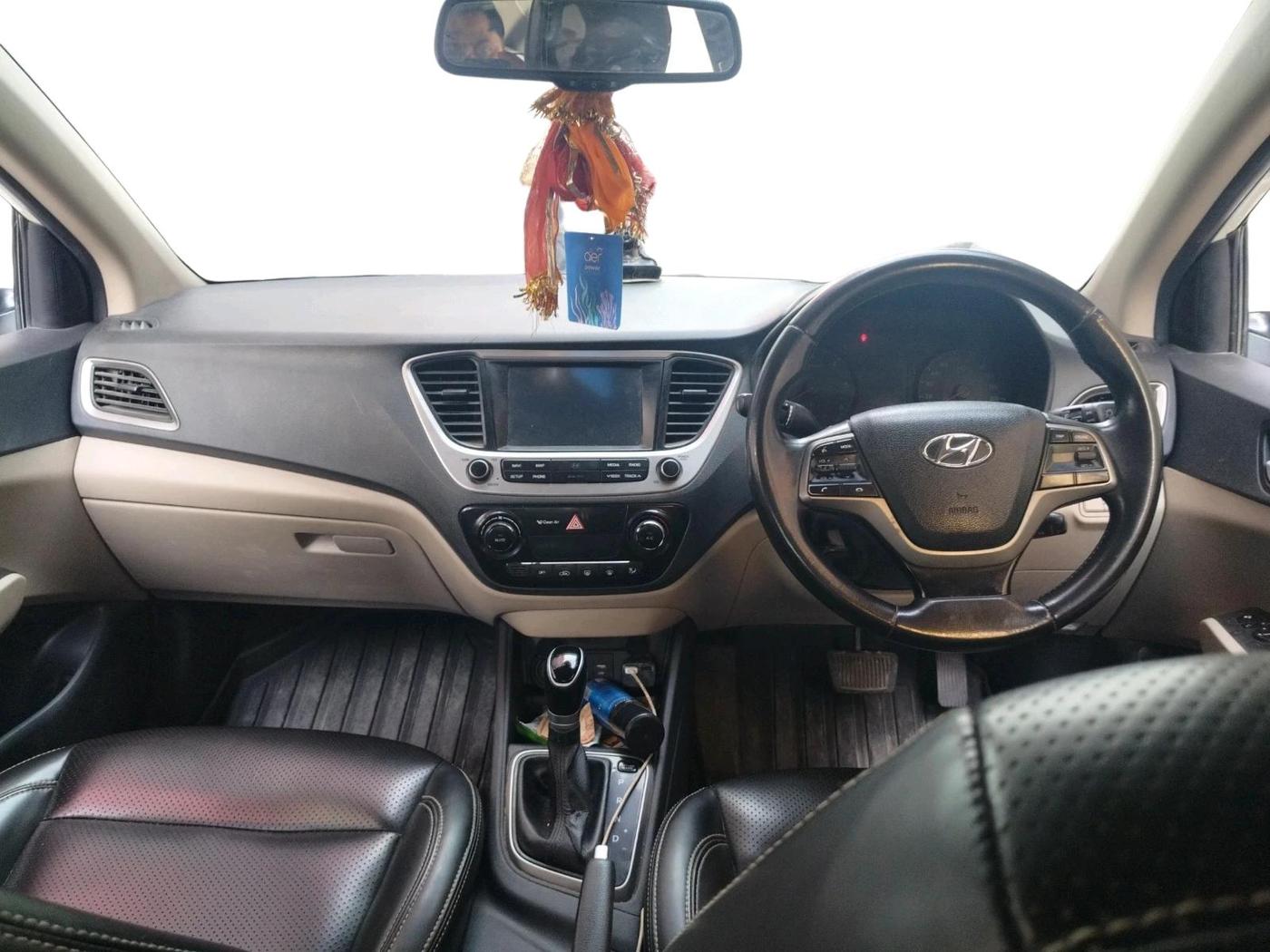 2018 Hyundai Verna 1.6 CRDI SX + AT, Diesel, Automatic, 94,611 km, interior