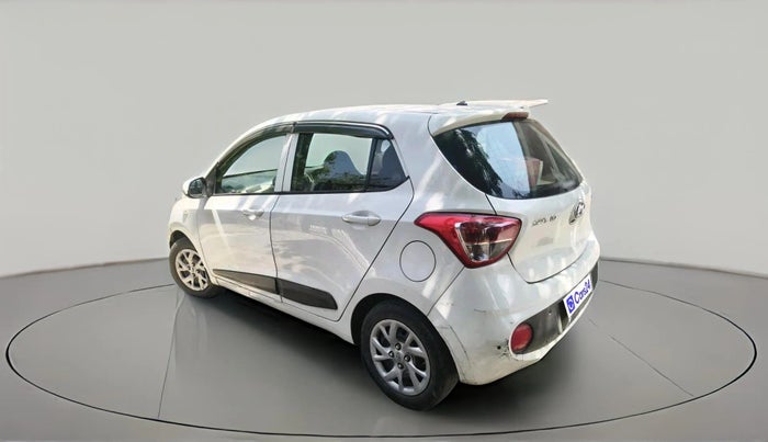 2017 Hyundai Grand i10 SPORTZ 1.2 KAPPA VTVT, CNG, Manual, 1,21,605 km, exterior
