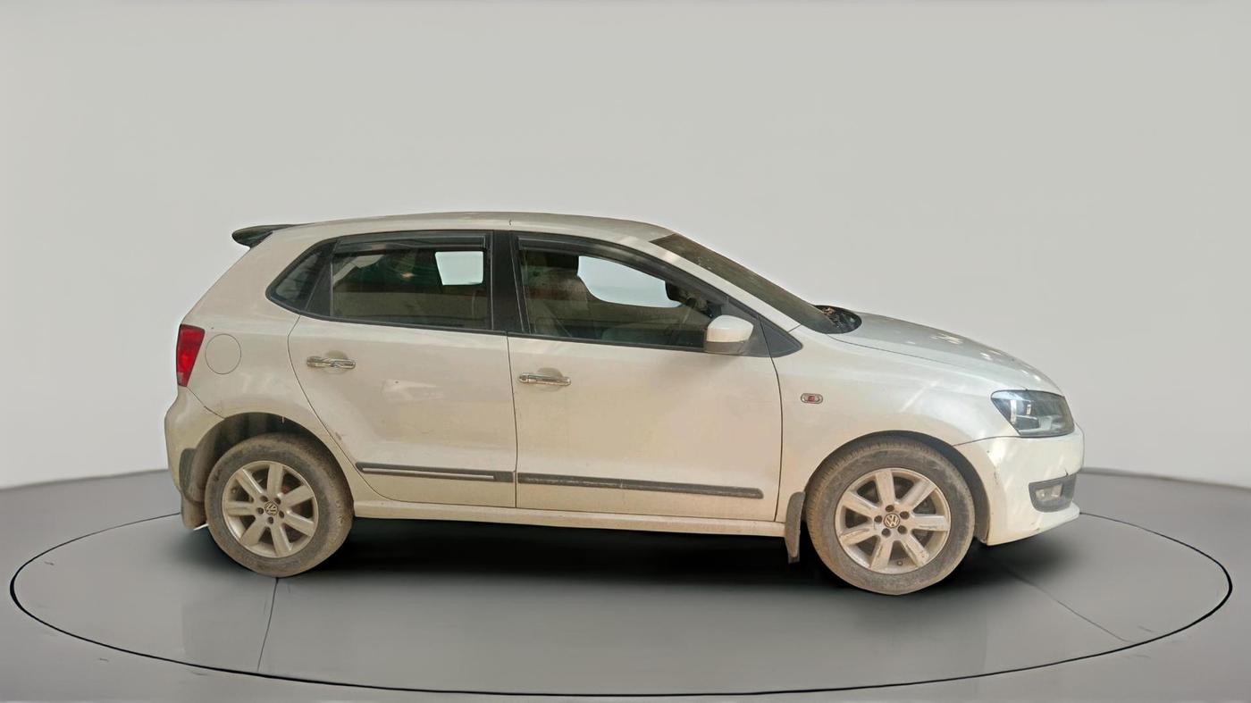 2011 Volkswagen Polo COMFORTLINE 1.2L PETROL, Petrol, Manual, 1,39,758 km, exterior