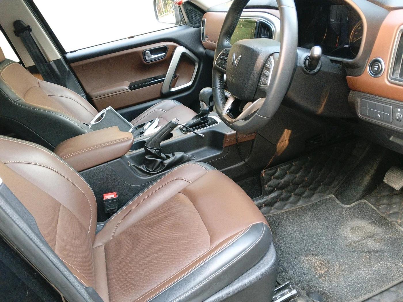 2024 Mahindra SCORPIO-N Z8 L PETROL AT 7 STR, Petrol, Automatic, 24,380 km, interior