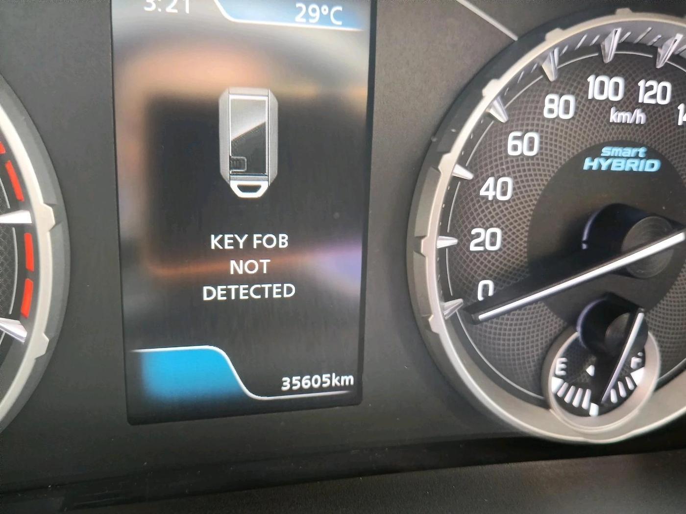 2022 Maruti BREZZA ZXI SMART HYBRID , Petrol, Manual, 35,605 km, interior