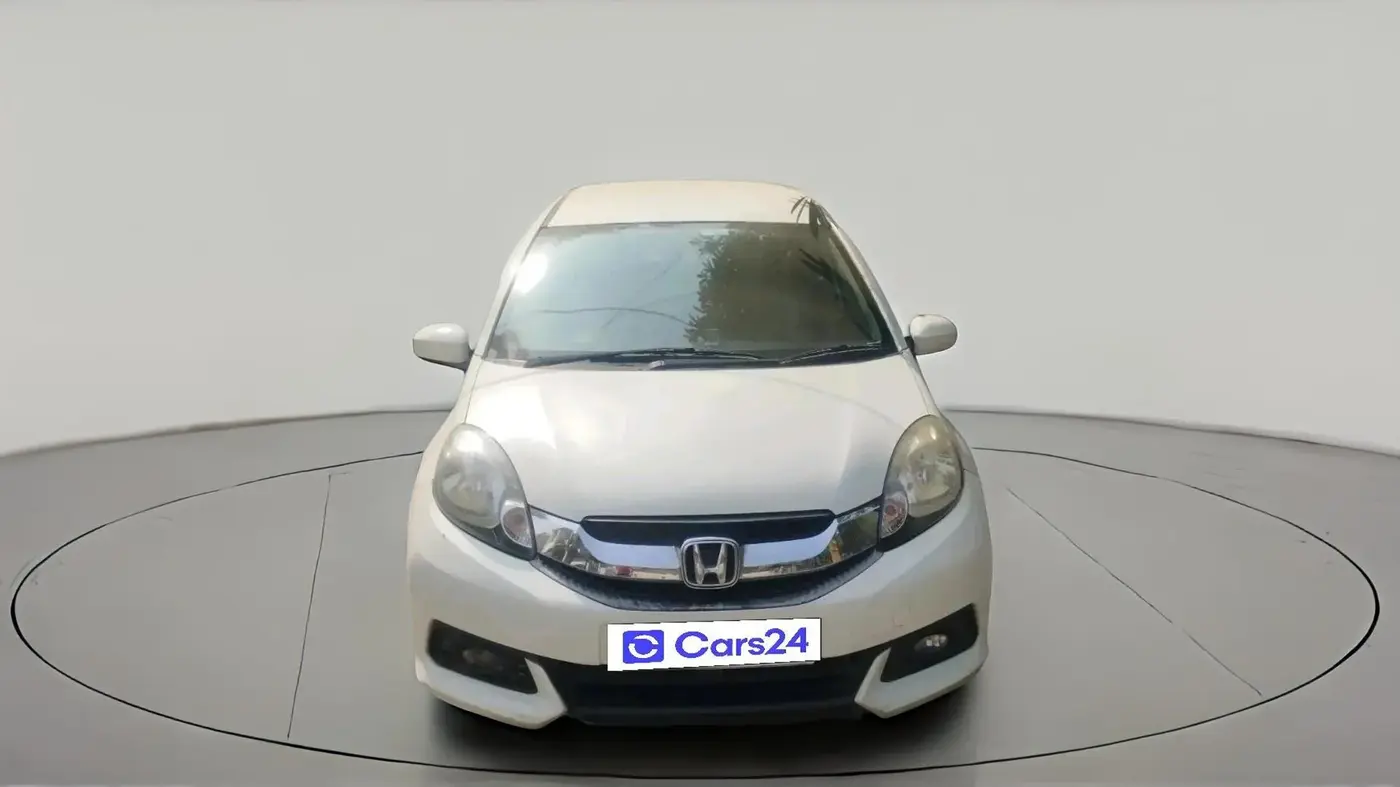 2014 Honda Mobilio 1.5L I-VTEC V, Petrol, Manual, 1,27,087 km, exterior