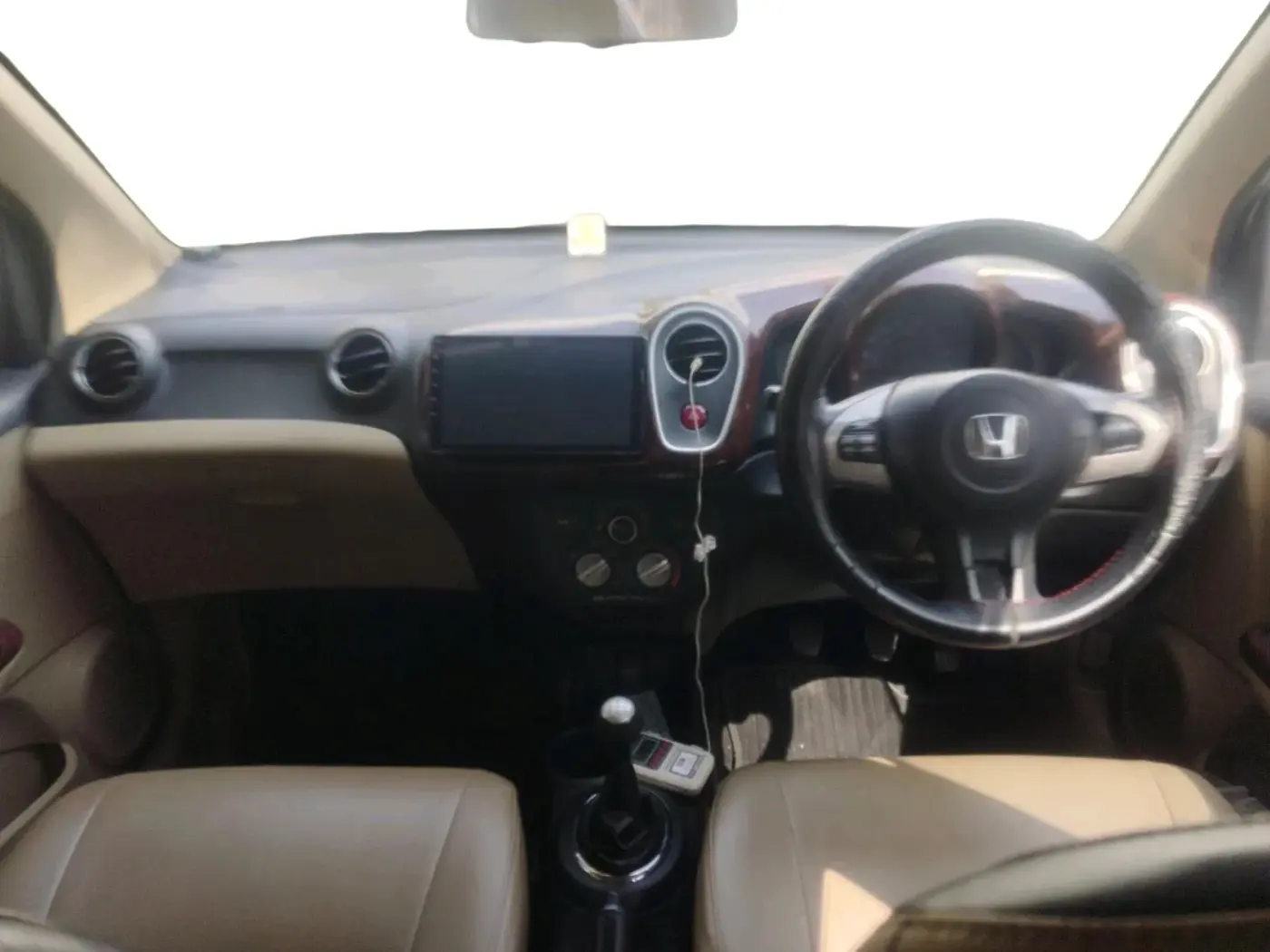 2014 Honda Mobilio 1.5L I-VTEC V, Petrol, Manual, 1,27,087 km, interior