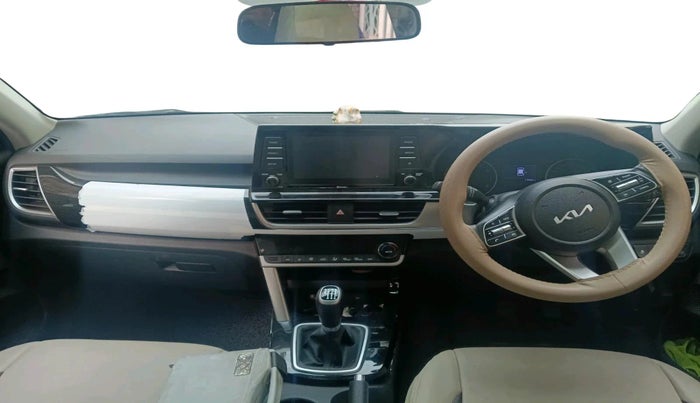 2022 KIA SELTOS HTK PLUS 1.5 IMT, Petrol, Manual, 17,408 km, interior