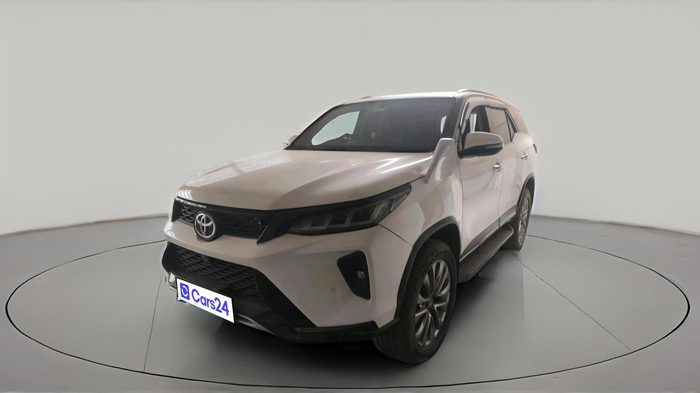 2023 Toyota Fortuner 4X2 AT 2.8 LEGENDER, Diesel, Automatic, 42,579 km, exterior