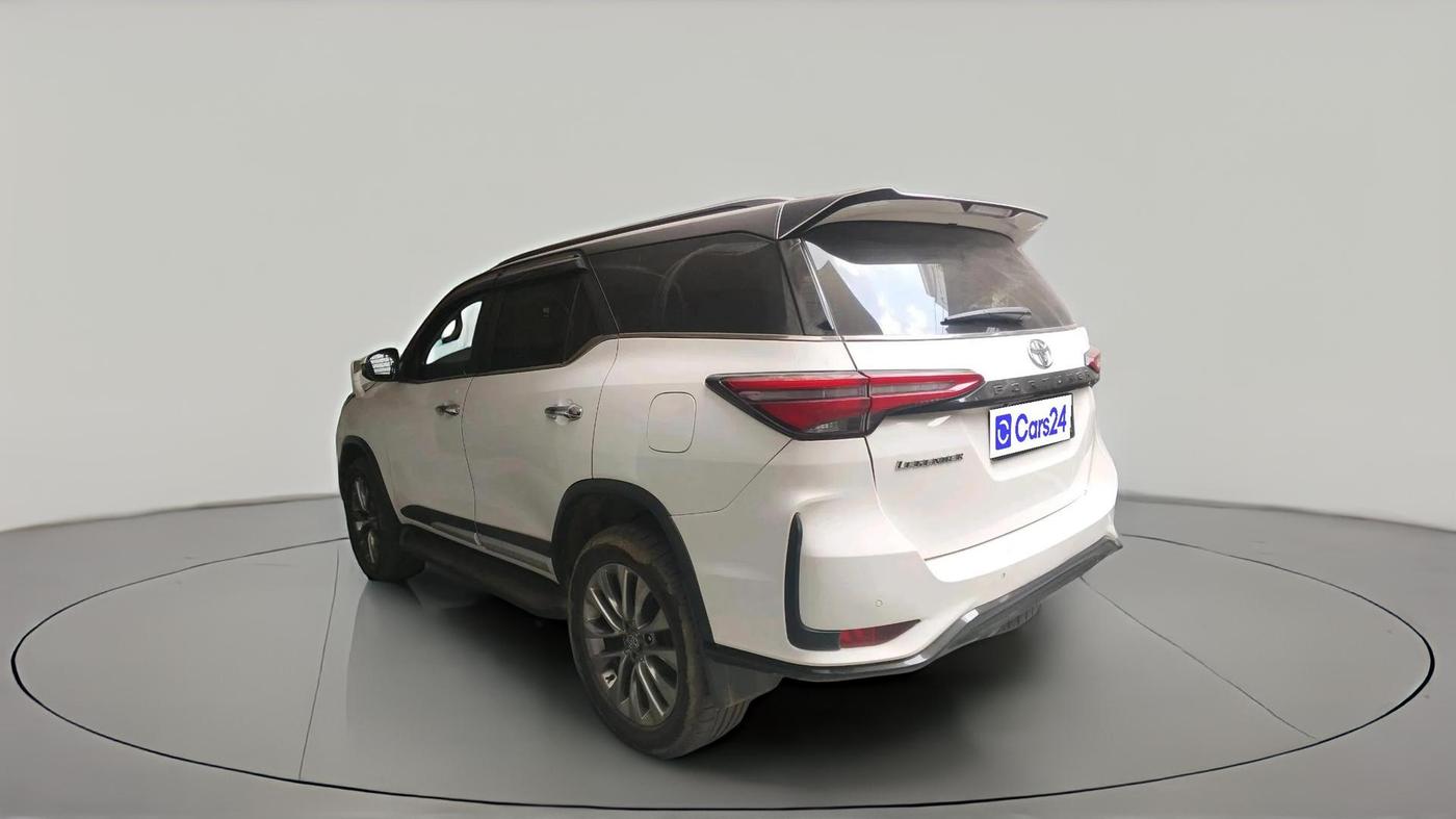 2023 Toyota Fortuner 4X2 AT 2.8 LEGENDER, Diesel, Automatic, 42,579 km, exterior