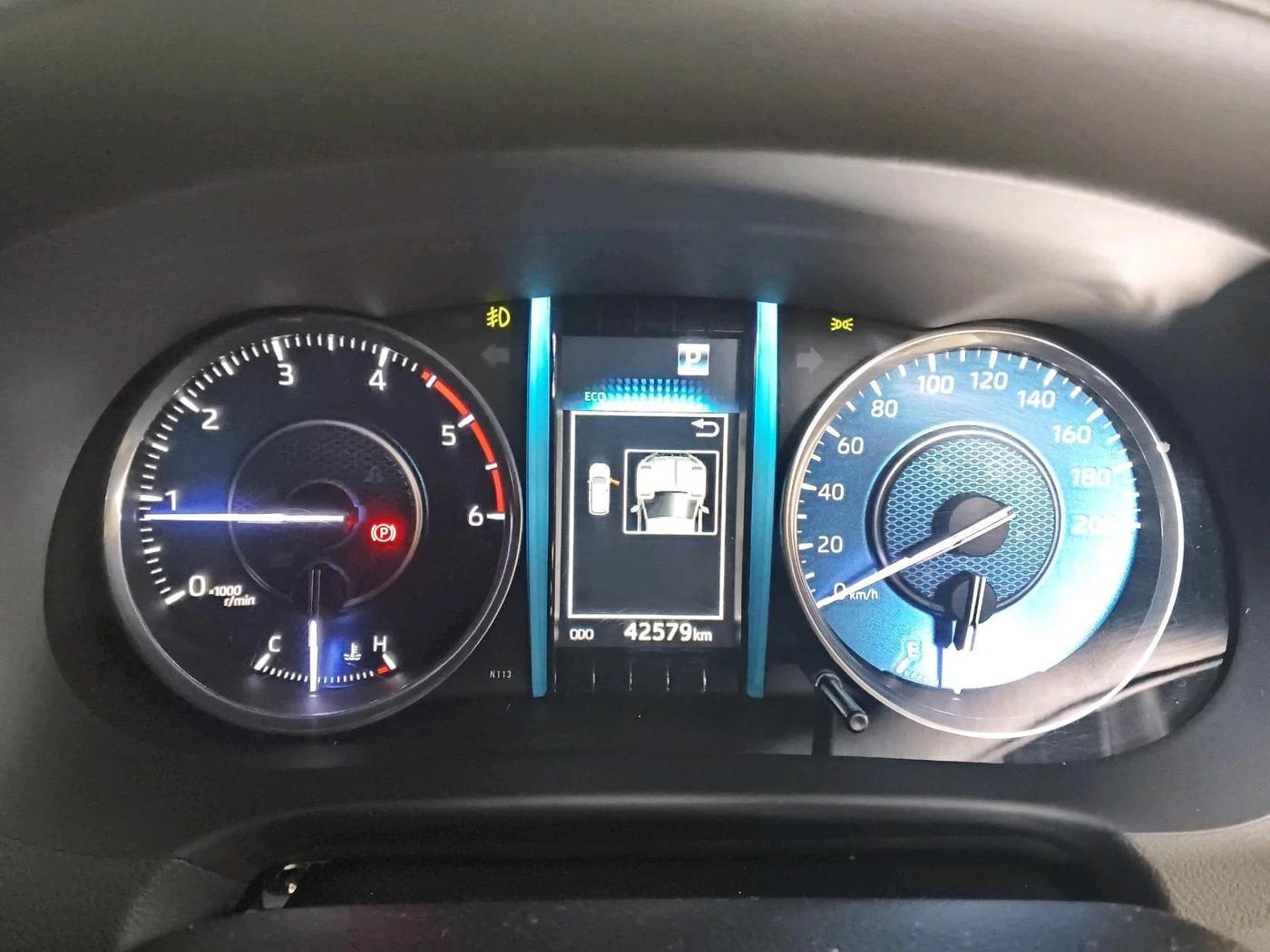 2023 Toyota Fortuner 4X2 AT 2.8 LEGENDER, Diesel, Automatic, 42,579 km, interior
