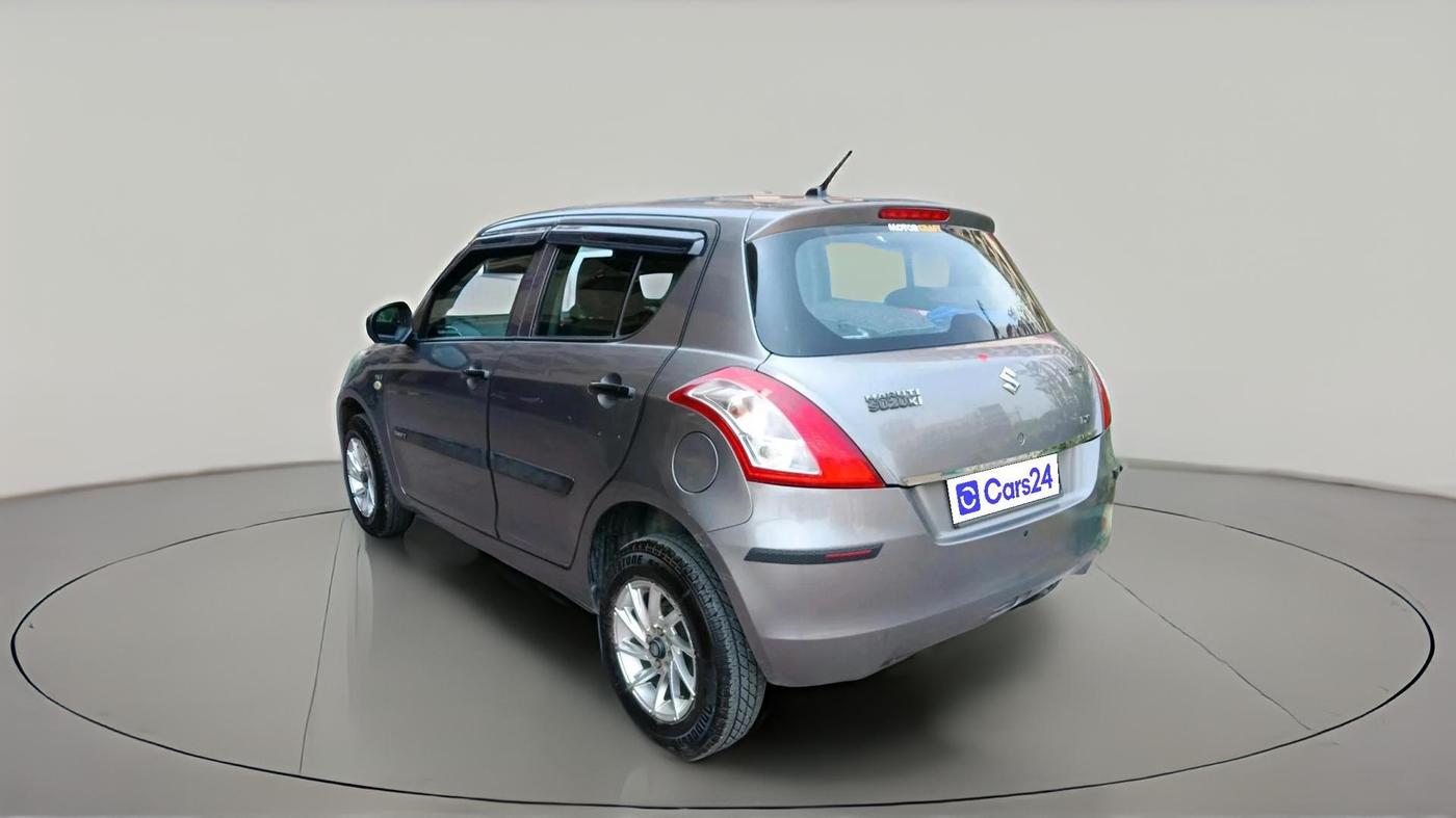 2016 Maruti Swift LXI (O), CNG, Manual, 81,736 km, exterior