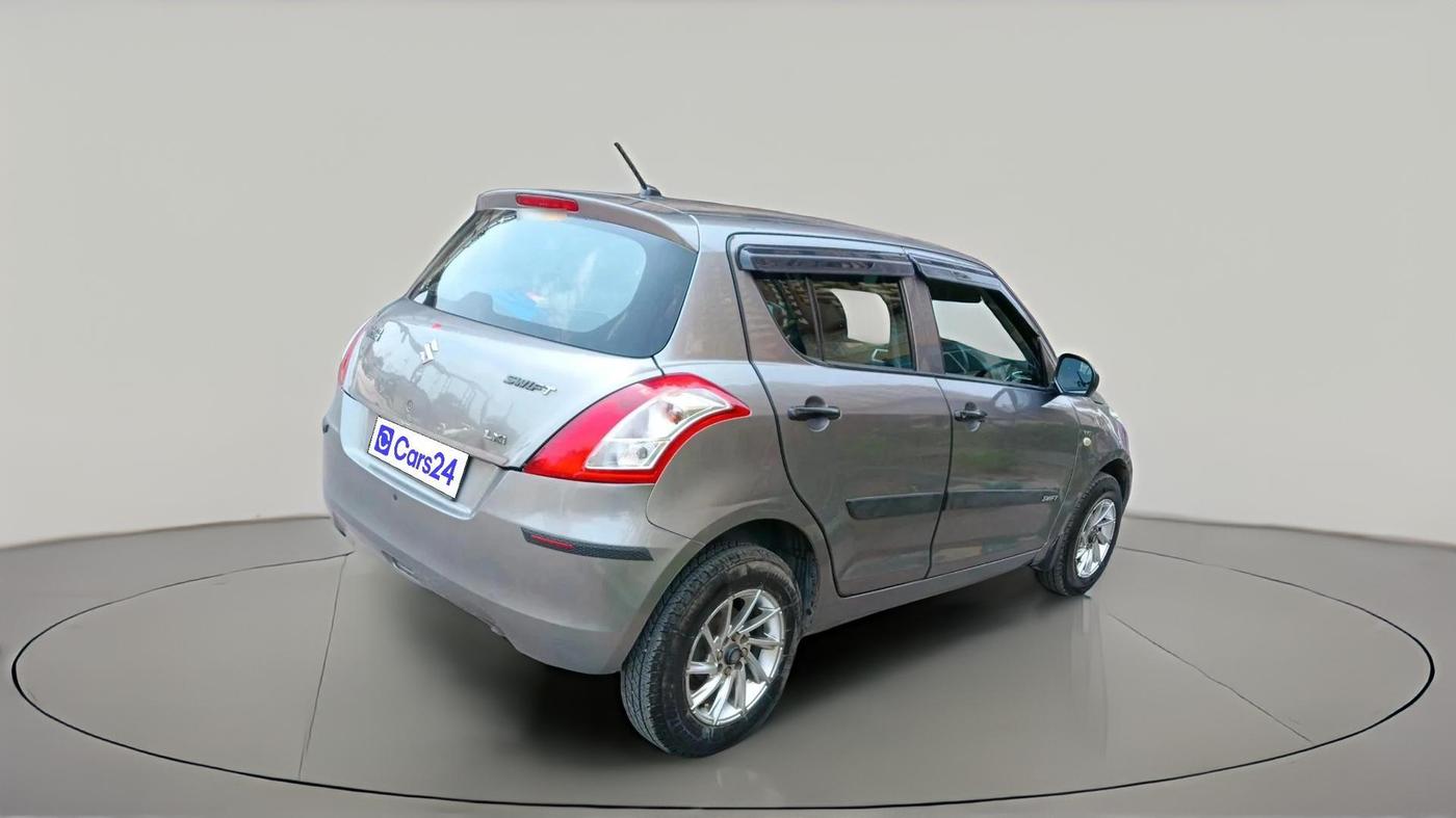 2016 Maruti Swift LXI (O), CNG, Manual, 81,736 km, exterior