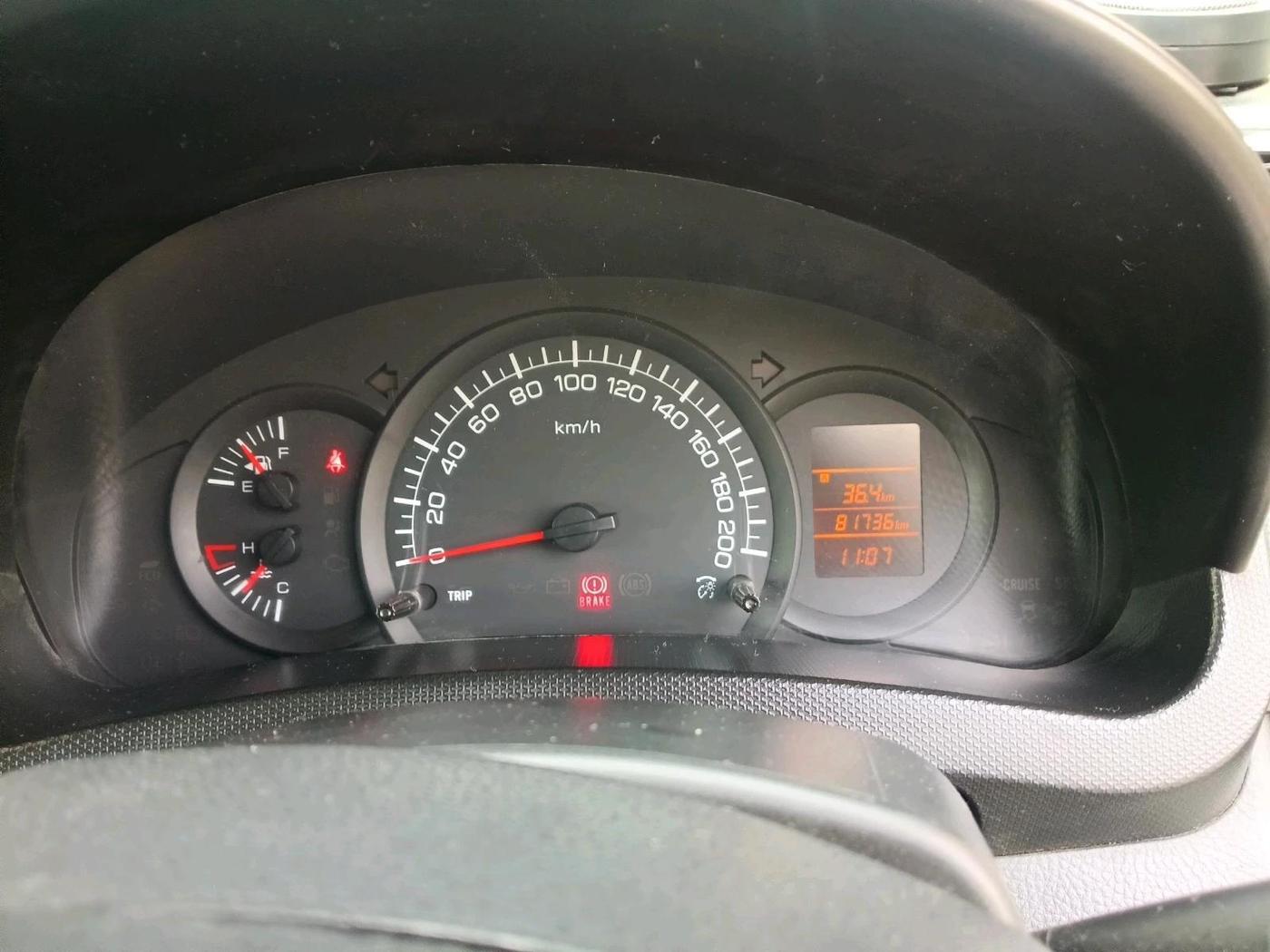 2016 Maruti Swift LXI (O), CNG, Manual, 81,736 km, interior