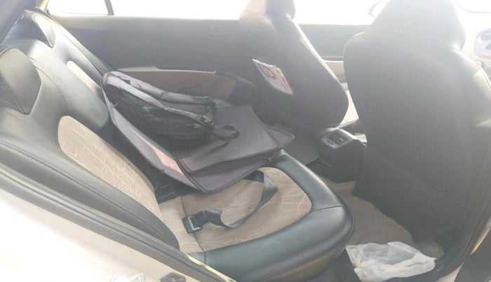 2018 Hyundai Grand i10 MAGNA 1.2 KAPPA VTVT, Petrol, Manual, 43,771 km, interior