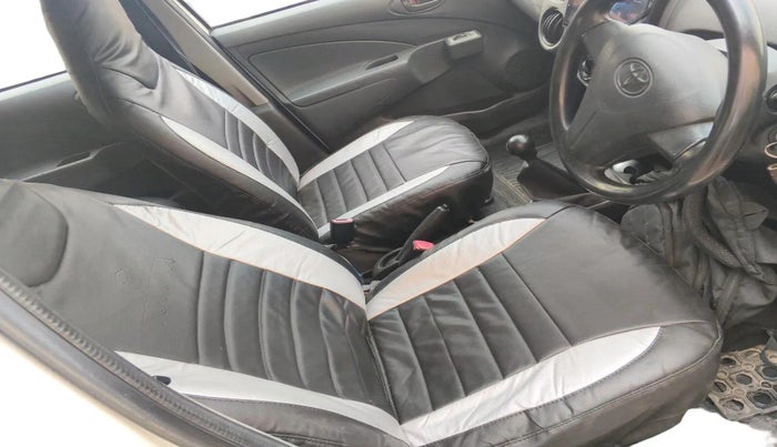 2014 Toyota Etios G, CNG, Manual, 95,128 km, interior