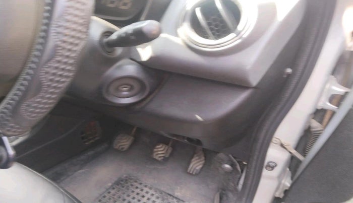 2019 Renault Kwid RXT 0.8 (O), Petrol, Manual, 35,700 km, interior