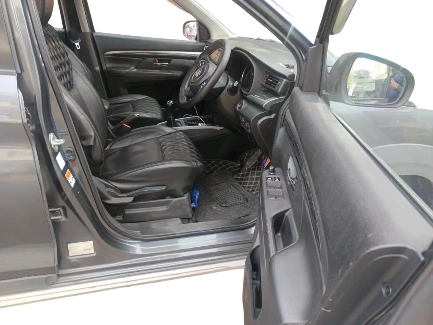 2023 Maruti XL6 ZETA MT, Petrol, Manual, 26,113 km, interior