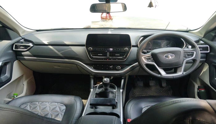 2022 Tata Safari XT, Diesel, Manual, 58,090 km, interior