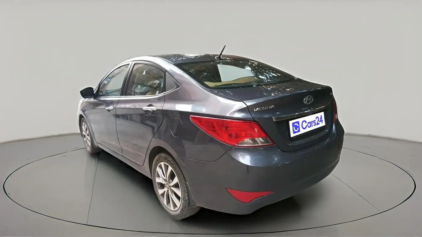 2015 Hyundai Verna FLUIDIC 4S 1.6 VTVT S(O), Petrol, Manual, 1,01,374 km, exterior