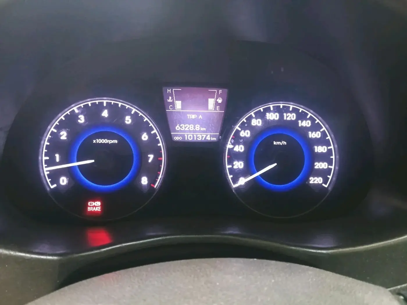 2015 Hyundai Verna FLUIDIC 4S 1.6 VTVT S(O), Petrol, Manual, 1,01,374 km, interior