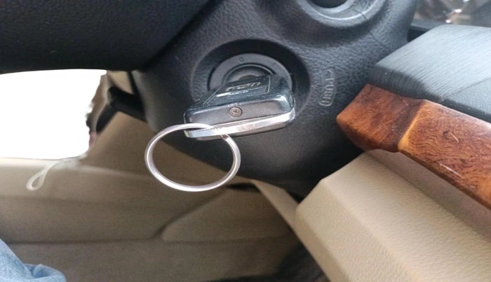 2011 Honda Accord 2.4L I-VTEC MT, Petrol, Manual, 88,684 km, interior