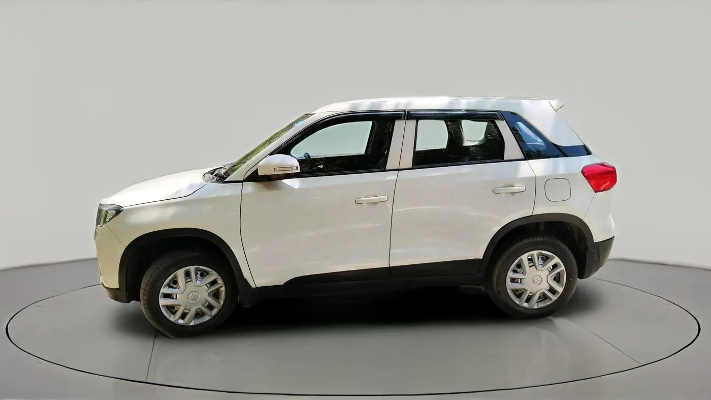 2022 Maruti BREZZA LXI, Petrol, Manual, 28,251 km, exterior