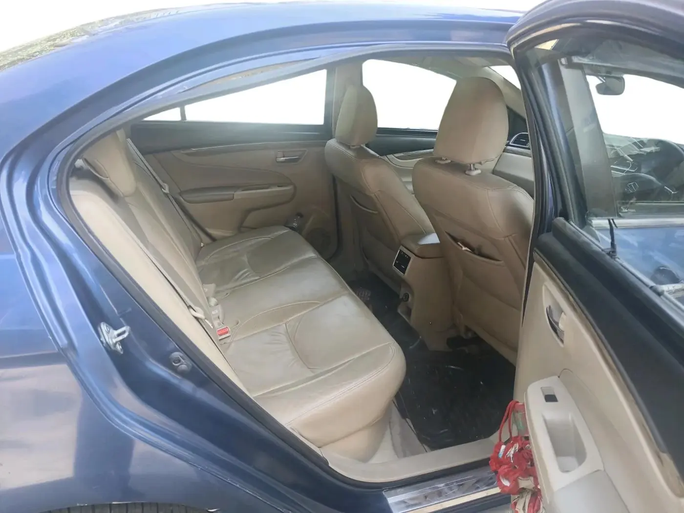 2019 Maruti Ciaz ALPHA  AT 1.5 SHVS PETROL, Petrol, Automatic, 76,739 km, interior